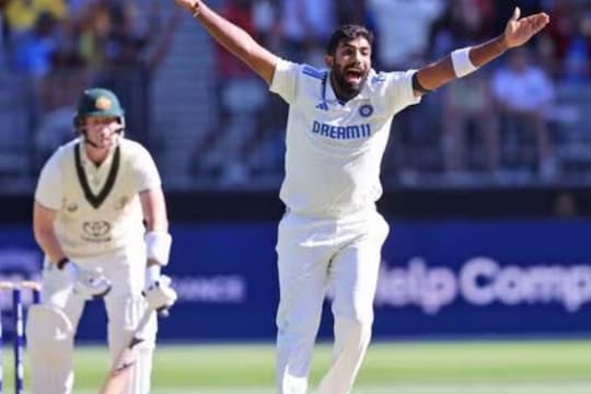 Ind vs Aus | ஆஸ்திரேலியாவுக்கு பதிலடி கொடுத்த இந்தியா.. . ஒரே நாளில் 17 விக்கெட்கள்.. பெர்த் டெஸ்ட் விறுவிறுப்பு