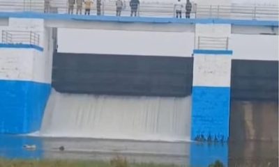 Chennai Rains: சென்னை மக்களே உஷார்.. ஒரே நேரத்தில் திறக்கப்பட்ட 3 முக்கிய ஏரிகள்.. விநாடிக்கு இவ்வளவு நீர் வெளியேற்றமா?