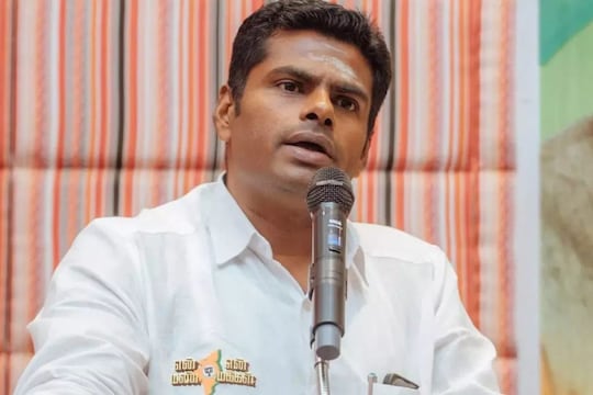“விசிக தலைவர் யார்? திருமா கை கட்டப்பட்டுள்ளது” - அண்ணாமலை