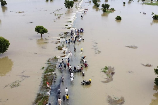 மாநில பேரிடர் மேலாண்மை நிதியில் தமிழ்நாட்டிற்கு ஒரு ரூபாய் கூட இல்லை - மத்திய அரசு விளக்கம்