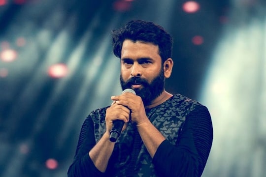 இந்தி சினிமாவில் என்ட்ரி ஆகும் சந்தோஷ் நாராயணன்… எந்த படத்தில் தெரியுமா?