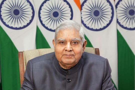 குடியரசுத் துணைத் தலைவருக்கு எதிராக நம்பிக்கையில்லா தீர்மானம்? - இந்தியா கூட்டணி திட்டம் என்ன?