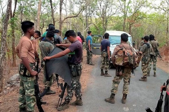 தடை செய்யப்பட்ட அமைப்பினர் 7 பேர் கொலை! தெலங்கானாவில் பாதுகாப்புப் படை அதிரடி!