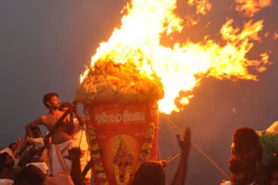 கோவை வெள்ளியங்கிரி மலையில் கார்த்திகை மகாதீபம்.. உயர்நீதிமன்றம் அனுமதி