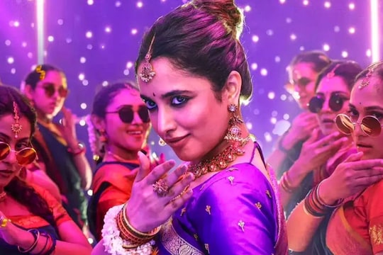 100 மில்லியன் பார்வையாளர்களை கடந்த 'கோல்டன் ஸ்பேரோ' பாடல்..!