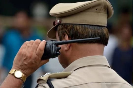 ரூ. 1 கோடி கடனால் விபரீதம்.. தீர்த்தத்தில் நண்பருக்கு விஷம் கொடுத்த கொடூரம்!