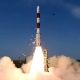 காற்றை கிழித்து விண்ணில் சீறி பாய்ந்த PSLV சி-59 ராக்கெட்! விஞ்ஞானிகள் மகிழ்ச்சி