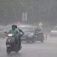 Weather Update: வங்கக்கடலில் நாளை உருவாகும் புதிய காற்றழுத்த தாழ்வுப் பகுதி.. 6 மாவட்டங்களில் கனமழைக்கு வாய்ப்பு!
