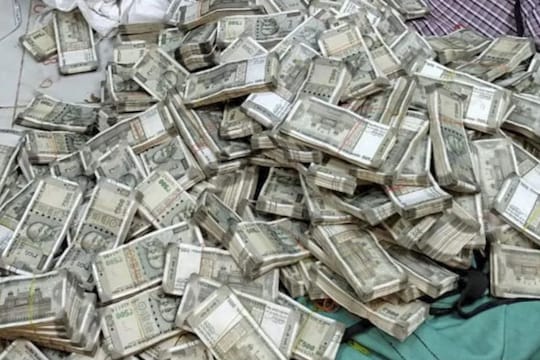 30 வருடங்களுக்கு பிறகு ரூ.1 கோடியின் மதிப்பு எவ்வளவு இருக்கும் தெரியுமா?