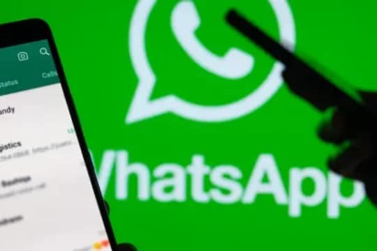 Whatsapp's update: பார்க்காத மெசேஜையும் இனி பார்க்க வைக்கலாம்...! வாட்ஸ்அப் தரும் புதிய அப்டேட்!
