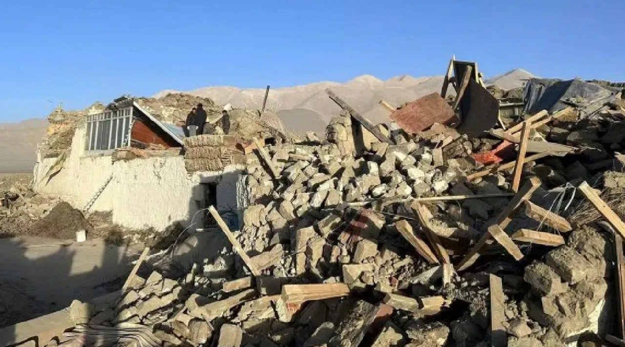 earthquakes hit Nepal Tibet 7 1 Magnitude Tamil News
