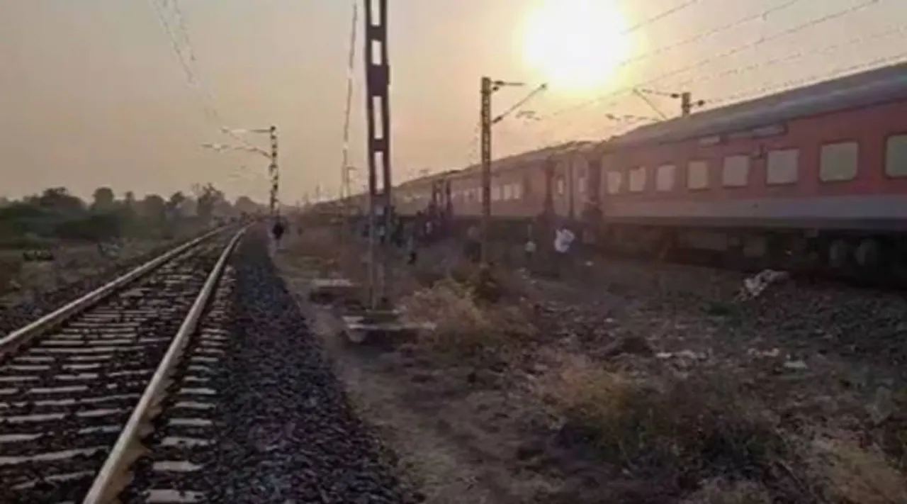 pushpak train accident x