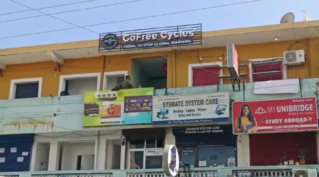 Puducherry enforcement directorate officers raid at Bicycle Company Tamil News