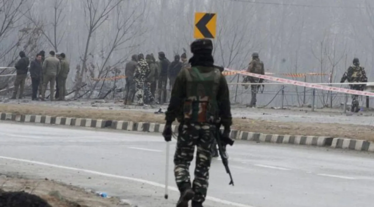 Delhi to Dubai & Bangkok