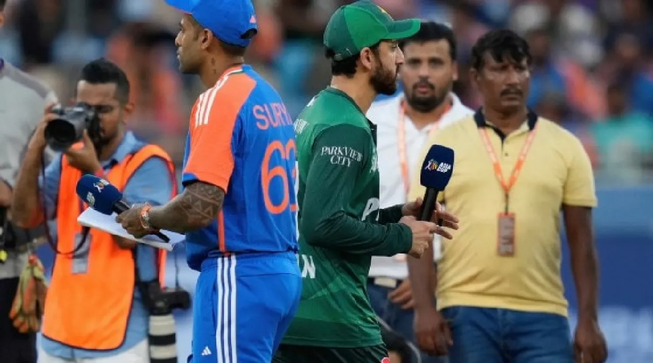 Suryakumar Yadav fined 30 percentage for breaching ICC code of conduct in Asia Cup clash vs Pakistan Tamil News