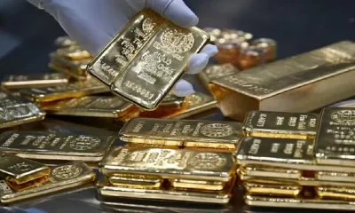 Gold price 4000 Gold investment strategy Central Bank gold buying Gold ETFs US dollar weakness Gold price prediction 2026