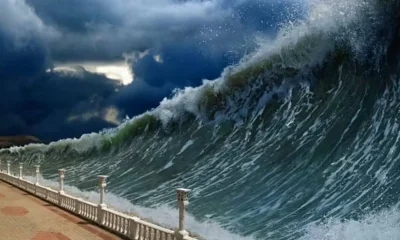 Mega ocean wave