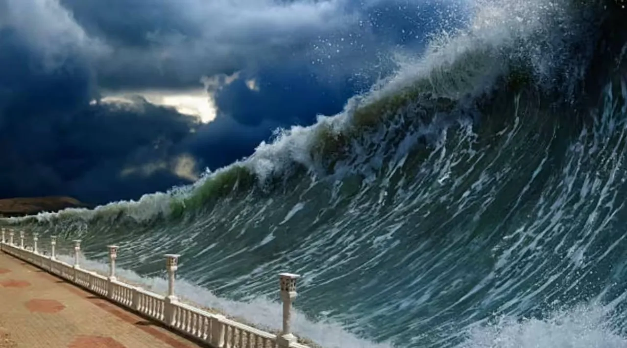 Mega ocean wave