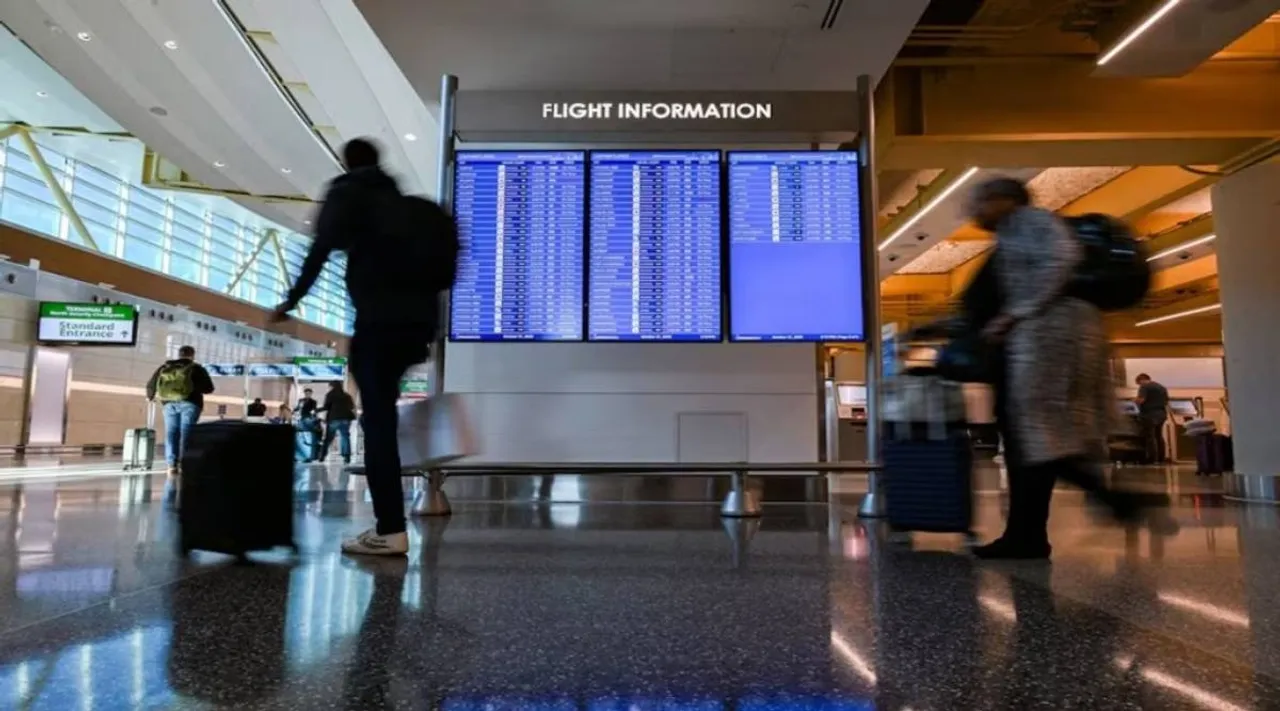 US Airports Bloomberg